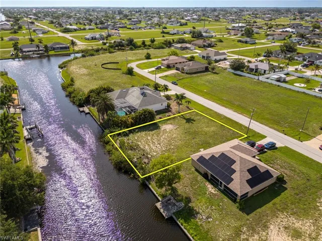 2226 Nw 4th St, Cape Coral, Florida 33993