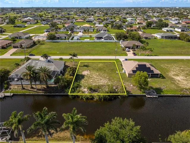 2226 Nw 4th St, Cape Coral, Florida 33993