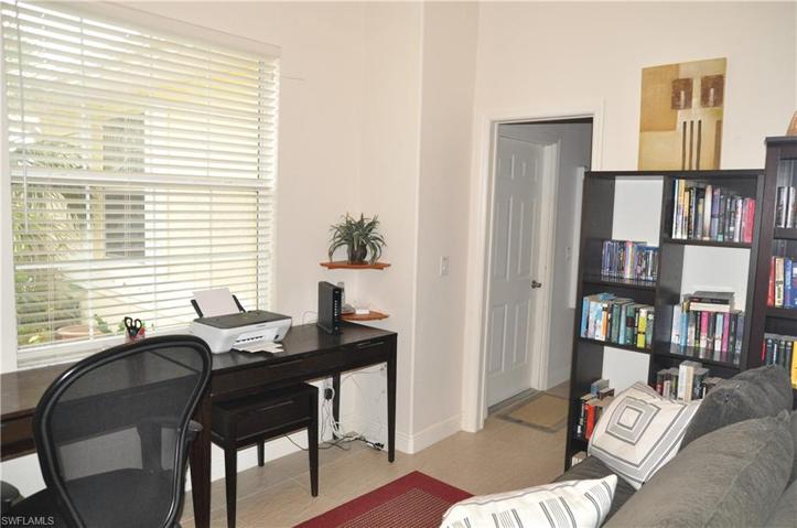 1429 SW 4th  PL, Cape Coral, FL 33991