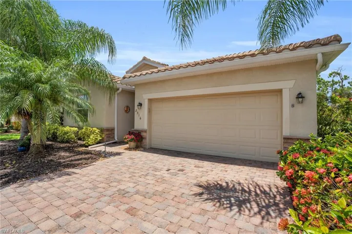 View of front facade with a garage