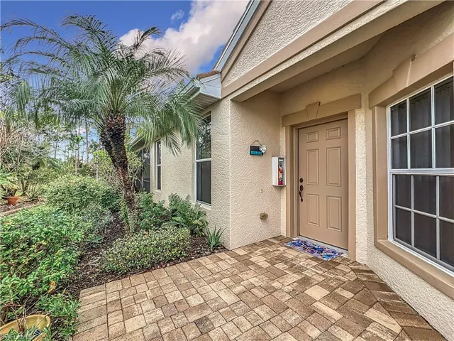 20920  Calle Cristal  LN, North Fort Myers, FL 33917