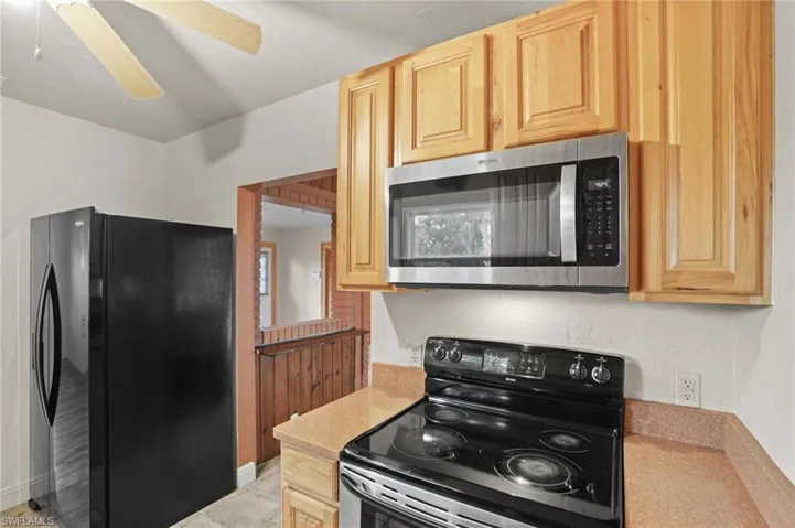 1607 Ardmore Rd, Fort Myers Fl 33901