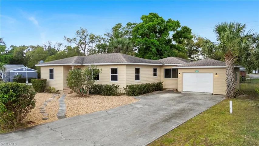 1607 Ardmore Rd, Fort Myers Fl 33901