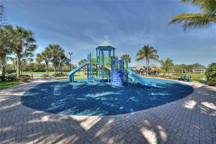2705  Lambay  CT, Cape Coral, FL 33991
