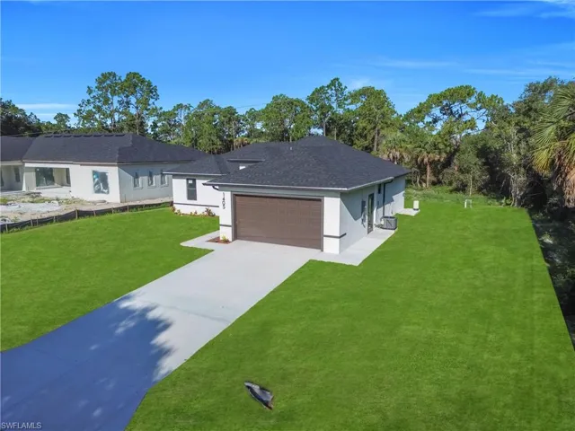 1405 Palmetto Ave, Lehigh Acres, Florida 33972