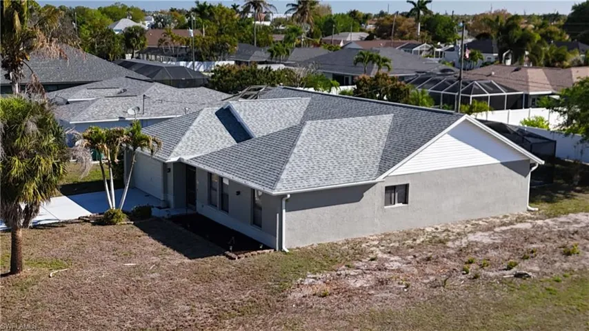 3723  Pelican  BLVD, Cape Coral, FL 33914
