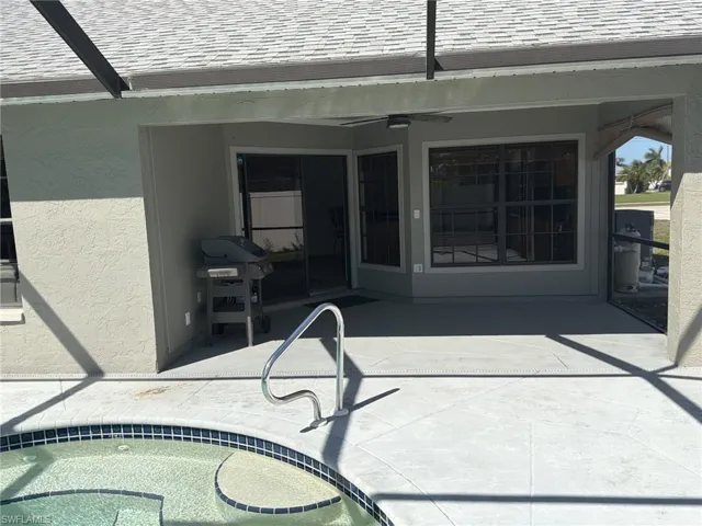 3723  Pelican  BLVD, Cape Coral, FL 33914
