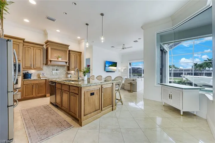 1148 Lamplighter Ct, Marco Island, Florida 34145