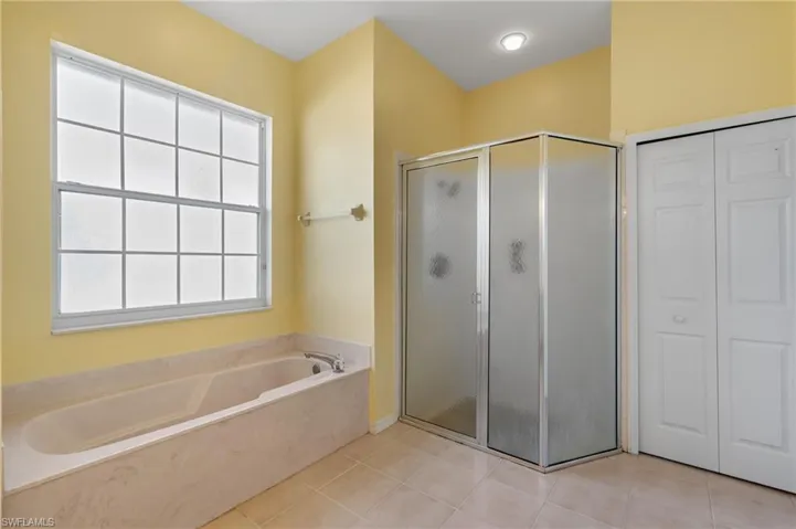 1064 Port Orange Way, Naples Fl 34120