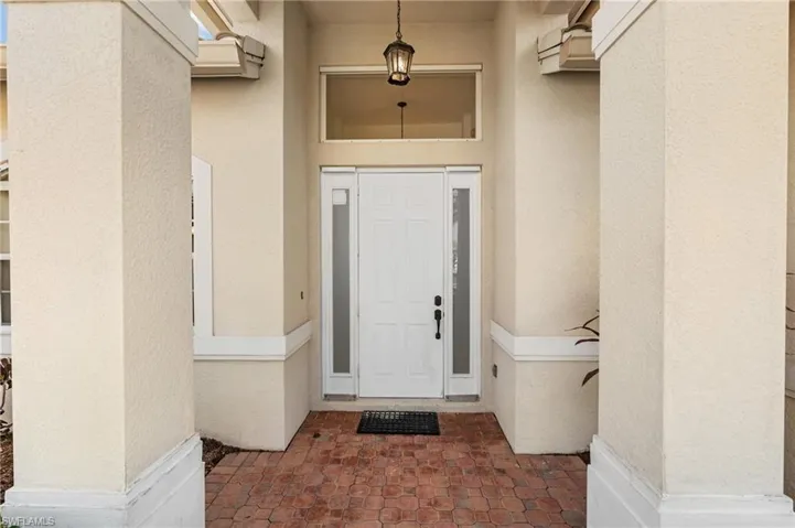 1064 Port Orange Way, Naples Fl 34120