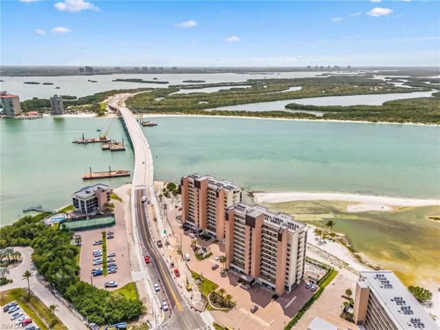 8402  Estero  BLVD, Fort Myers Beach, FL 33931