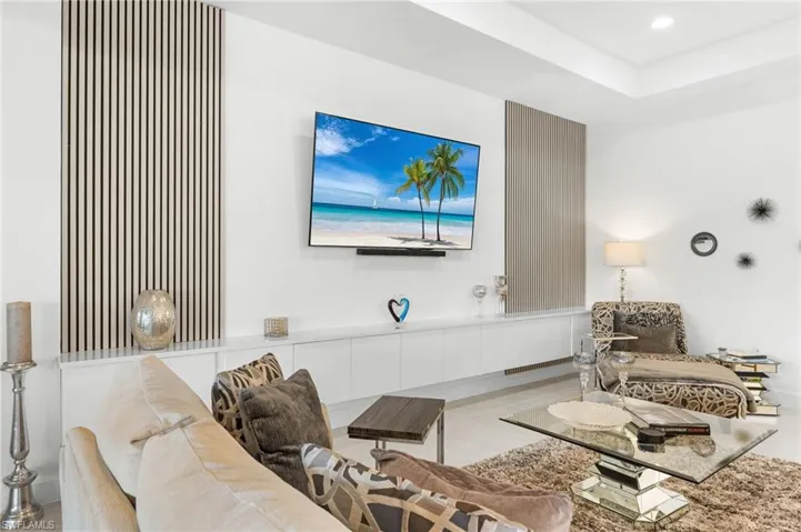 12177 Eucalyptus Way, Naples, Florida 34120