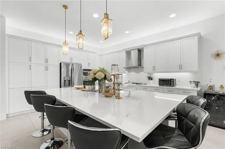 12177 Eucalyptus Way, Naples, Florida 34120