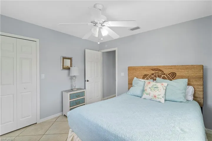 1157 Se 13th St, Cape Coral Fl 33990
