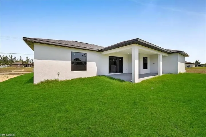 904  Adeline  AVE, Lehigh Acres, FL 33971