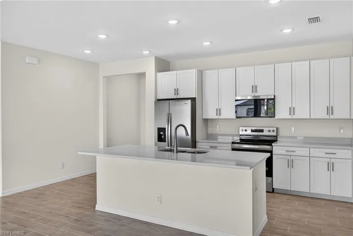 2105 Nw 4th St, Cape Coral, Florida 33993