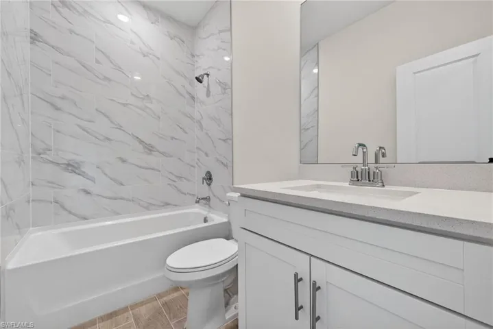 2105 Nw 4th St, Cape Coral, Florida 33993