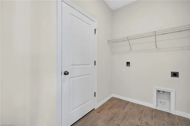 2105 Nw 4th St, Cape Coral, Florida 33993