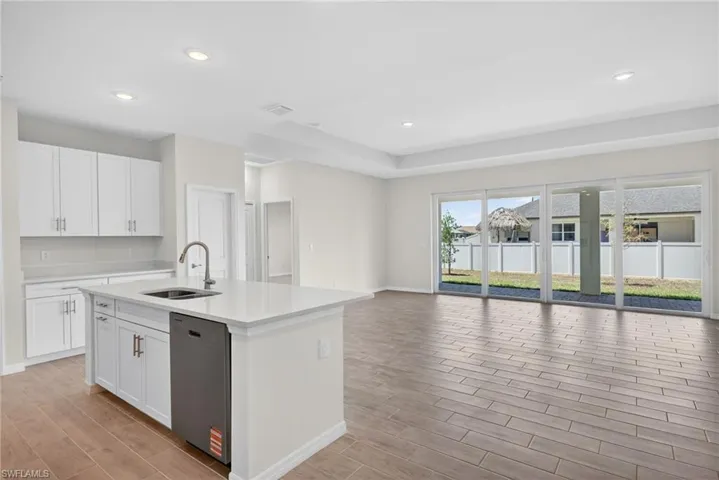 2105 Nw 4th St, Cape Coral, Florida 33993