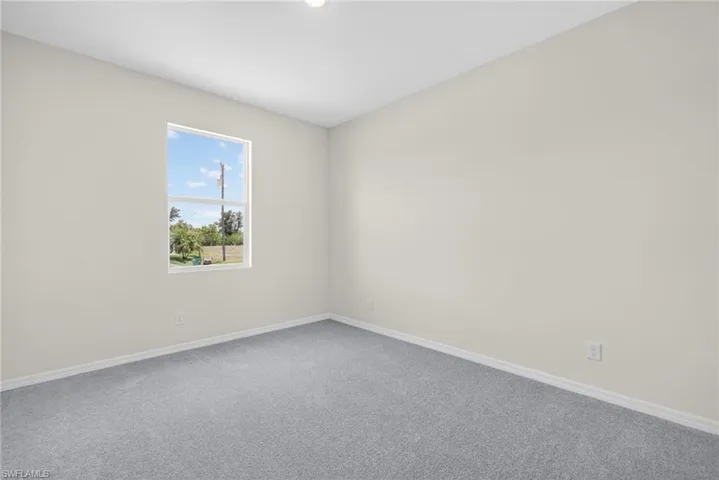 2105 Nw 4th St, Cape Coral, Florida 33993