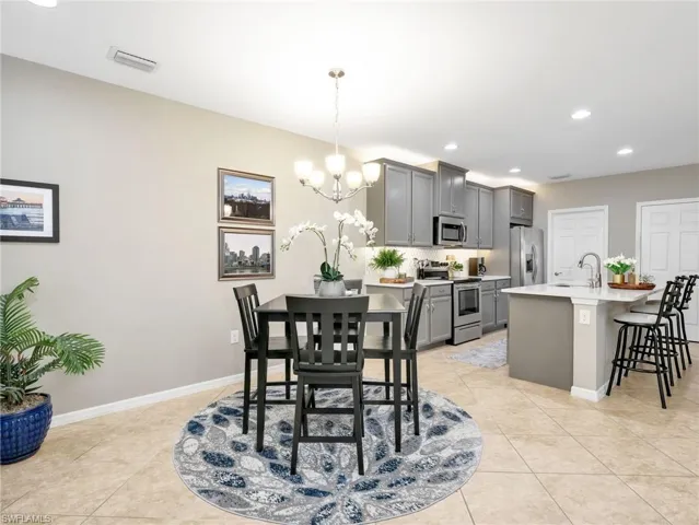 4337 Dutchess Park Rd, Fort Myers, Florida 33916