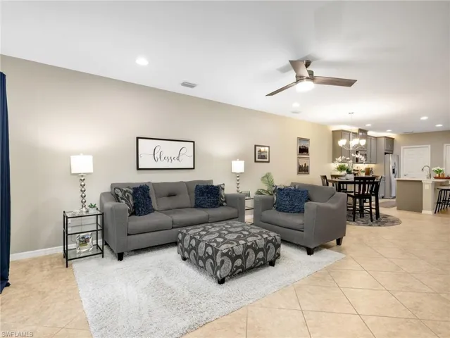 4337 Dutchess Park Rd, Fort Myers, Florida 33916