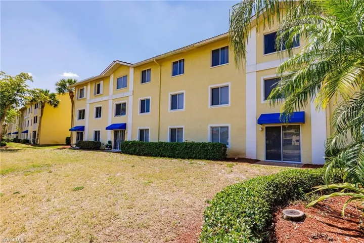 8304 Key Royal Cir # 1721, Naples Fl 34119