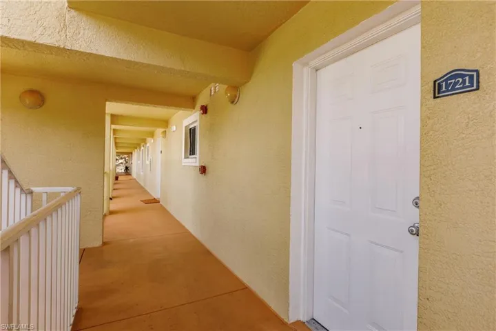 8304 Key Royal Cir # 1721, Naples Fl 34119