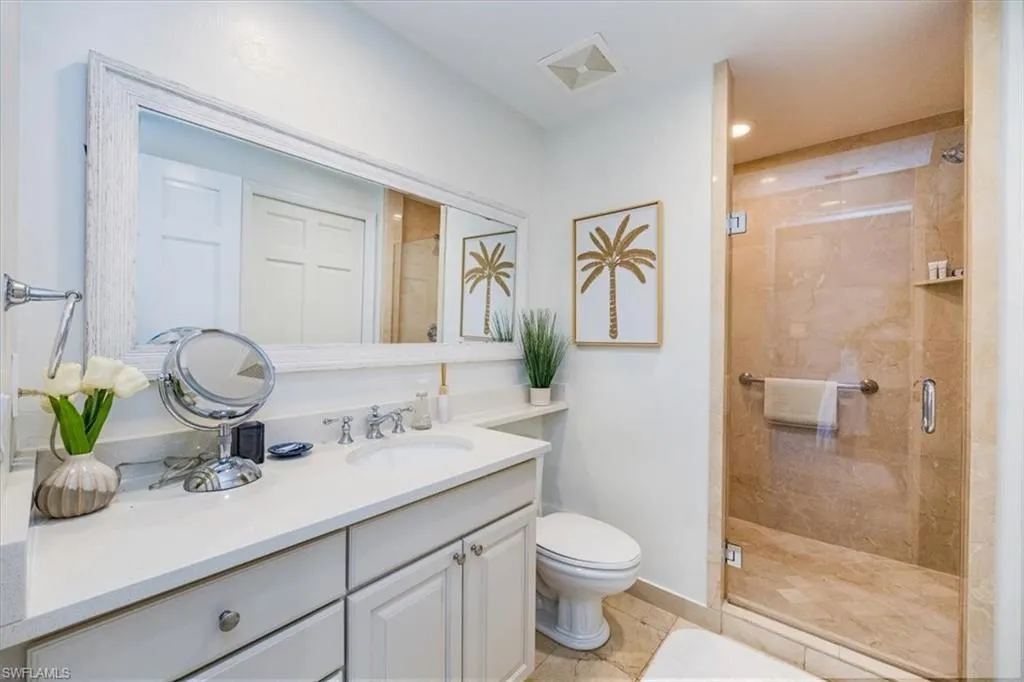 221 9th ST, Naples, FL 34102,224088693