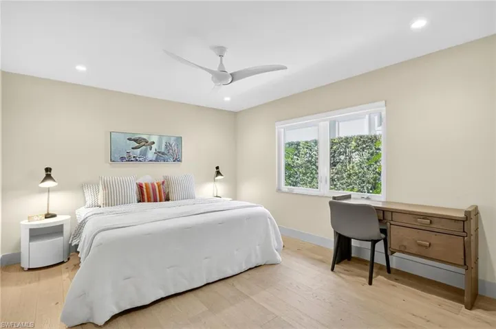 5215 Seashell Ave, Naples, Florida 34103