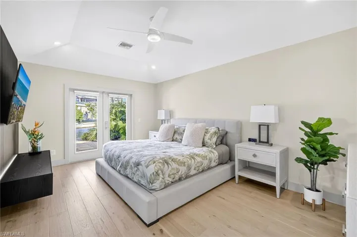 5215 Seashell Ave, Naples, Florida 34103