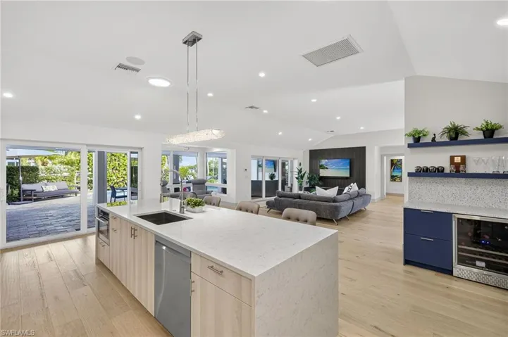 5215 Seashell Ave, Naples, Florida 34103