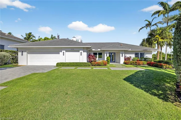 5215 Seashell Ave, Naples, Florida 34103