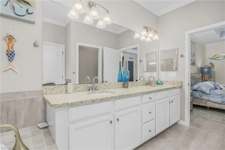 16470 Bonita Landing Cir, Bonita Springs, Florida 34135