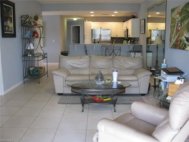 3744 SE 12th  AVE, Cape Coral, FL 33904
