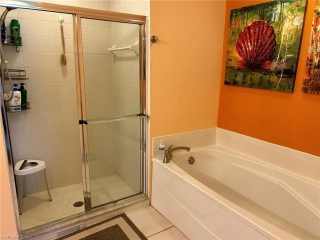 3744 SE 12th  AVE, Cape Coral, FL 33904