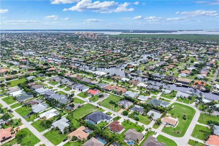 2315 Sw 50th Ln, Cape Coral, Florida 33914