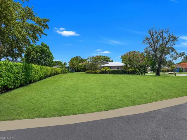 Large corner lot