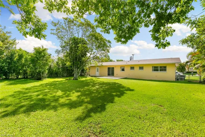 4473  19th SW AVE, Naples, FL 34116