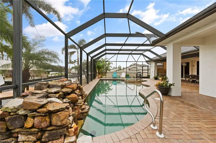 4937  Seville  CT, Cape Coral, FL 33904