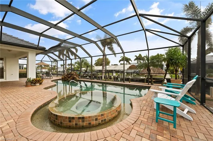 4937  Seville  CT, Cape Coral, FL 33904