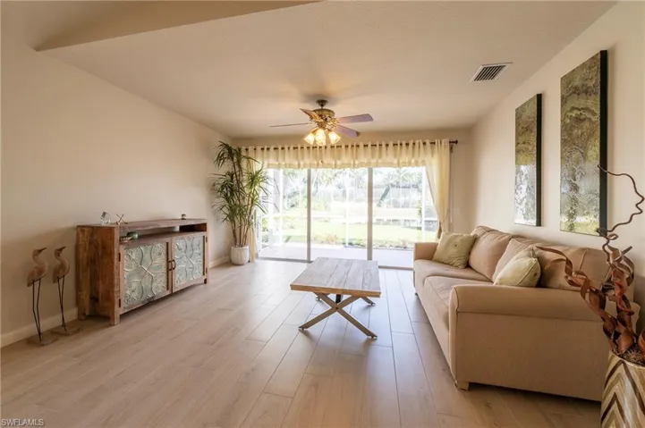 15416 Almaco Cir Bonita Springs FL 34135 - Secondary living area