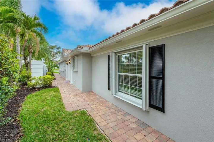 15416 Almaco Cir, Bonita Springs, Florida 34135
