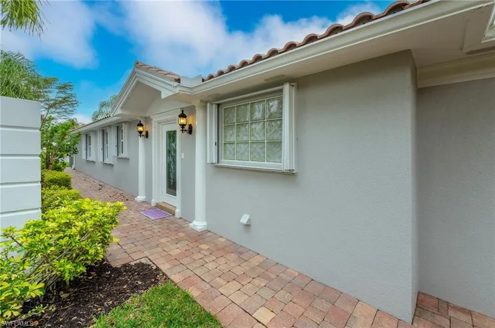 15416 Almaco Cir, Bonita Springs, Florida 34135