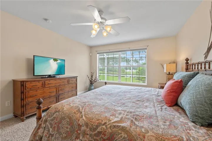15416 Almaco Cir Bonita Springs FL 34135 - Owner's bedroom with 2 closets, en suite baths and walk in closet