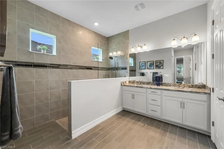 14624  Kelson  CIR, Naples, FL 34114
