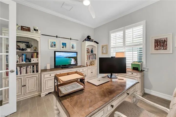 14624  Kelson  CIR, Naples, FL 34114