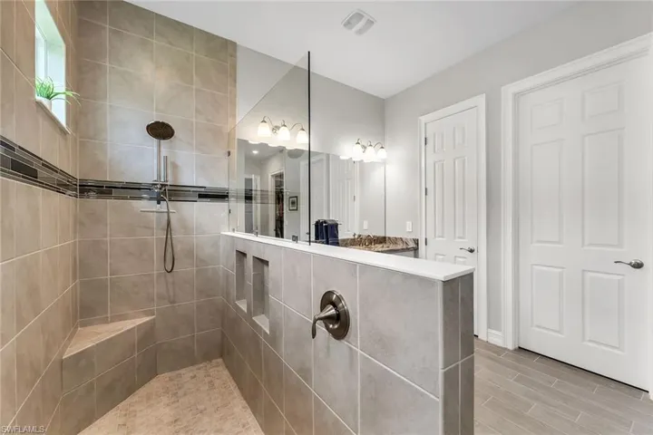 14624  Kelson  CIR, Naples, FL 34114
