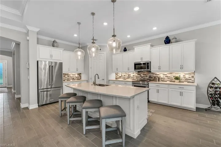 14624  Kelson  CIR, Naples, FL 34114