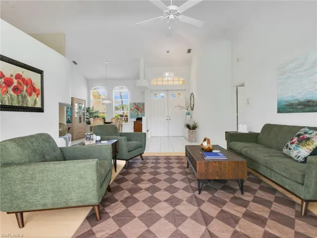 2031 Teagarden Ln, Naples, Florida 34110
